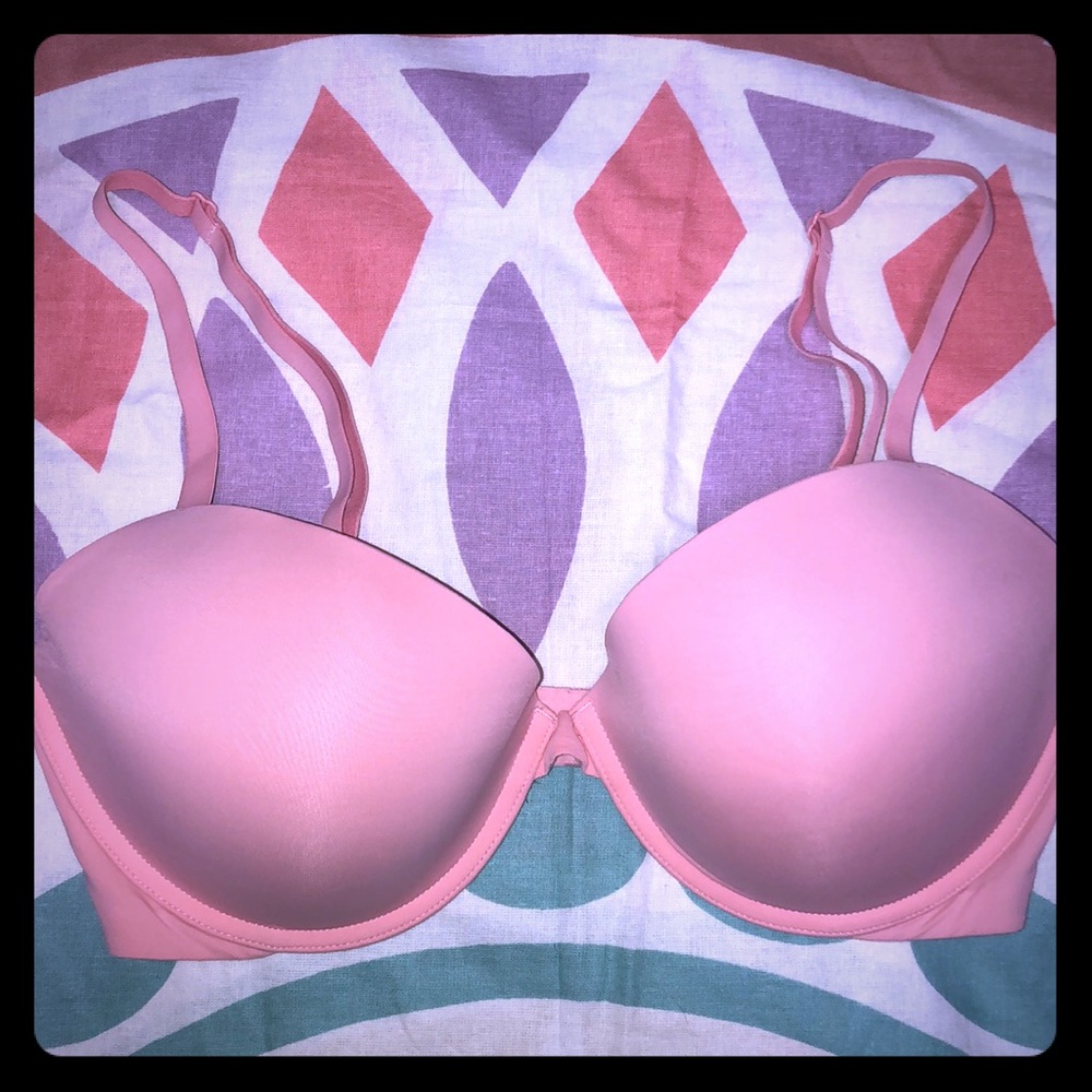 Victoria’s Secret Padded Plunge Bra 36DD